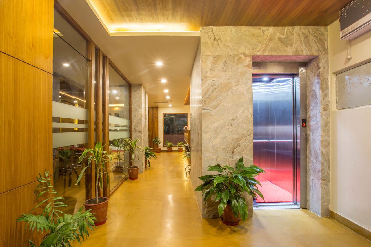 Hotel Portland Pokhara Exteriör bild