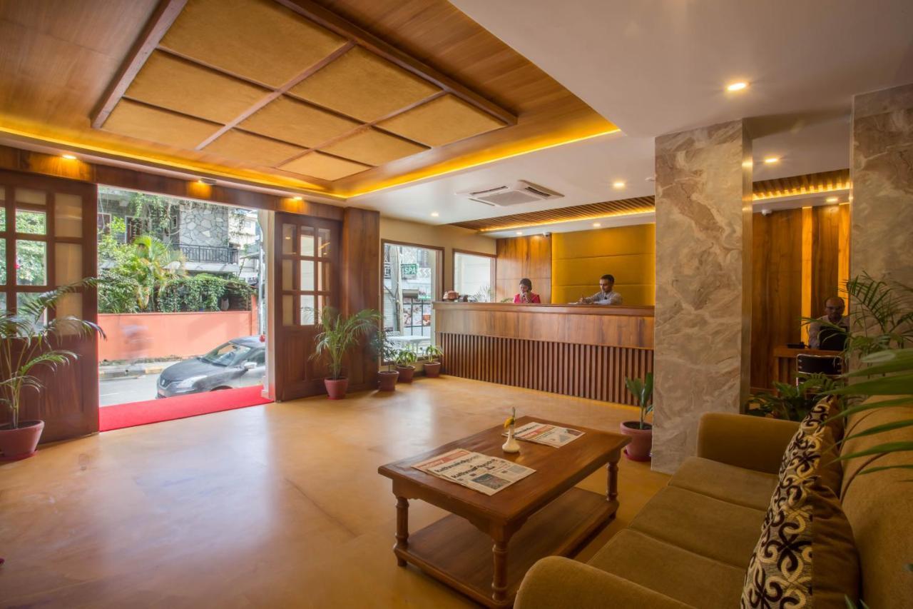 Hotel Portland Pokhara Exteriör bild