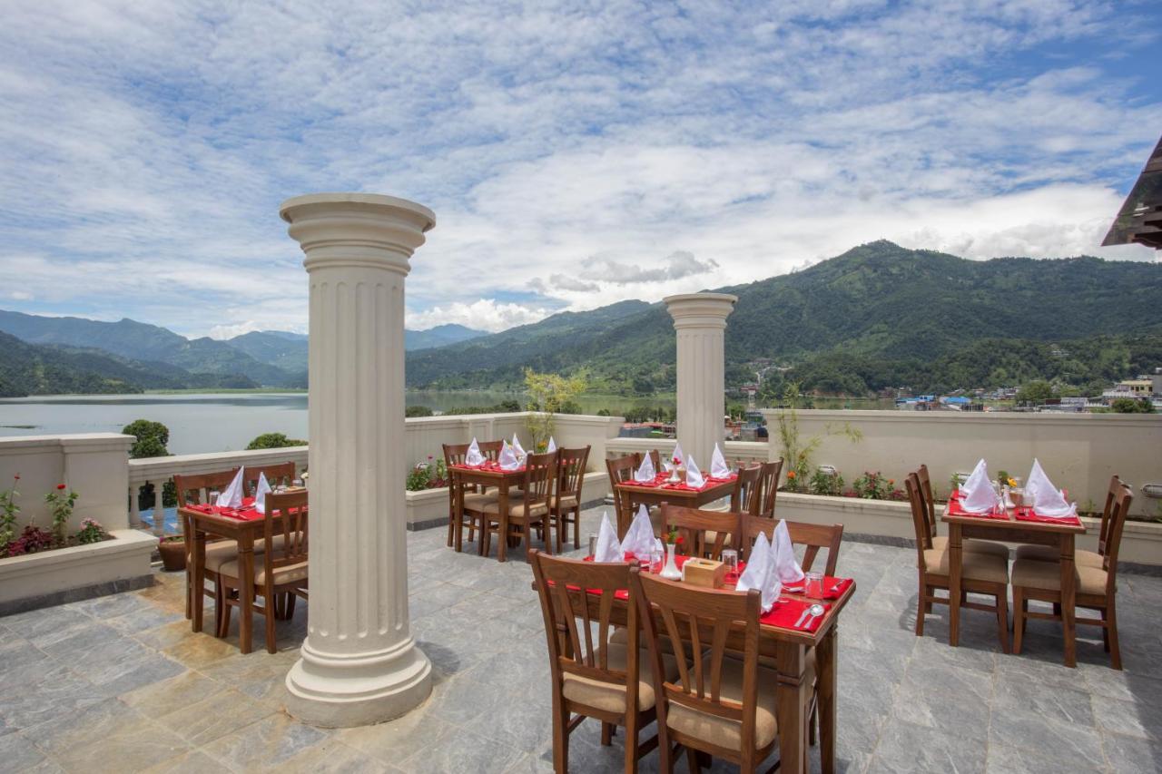 Hotel Portland Pokhara Exteriör bild
