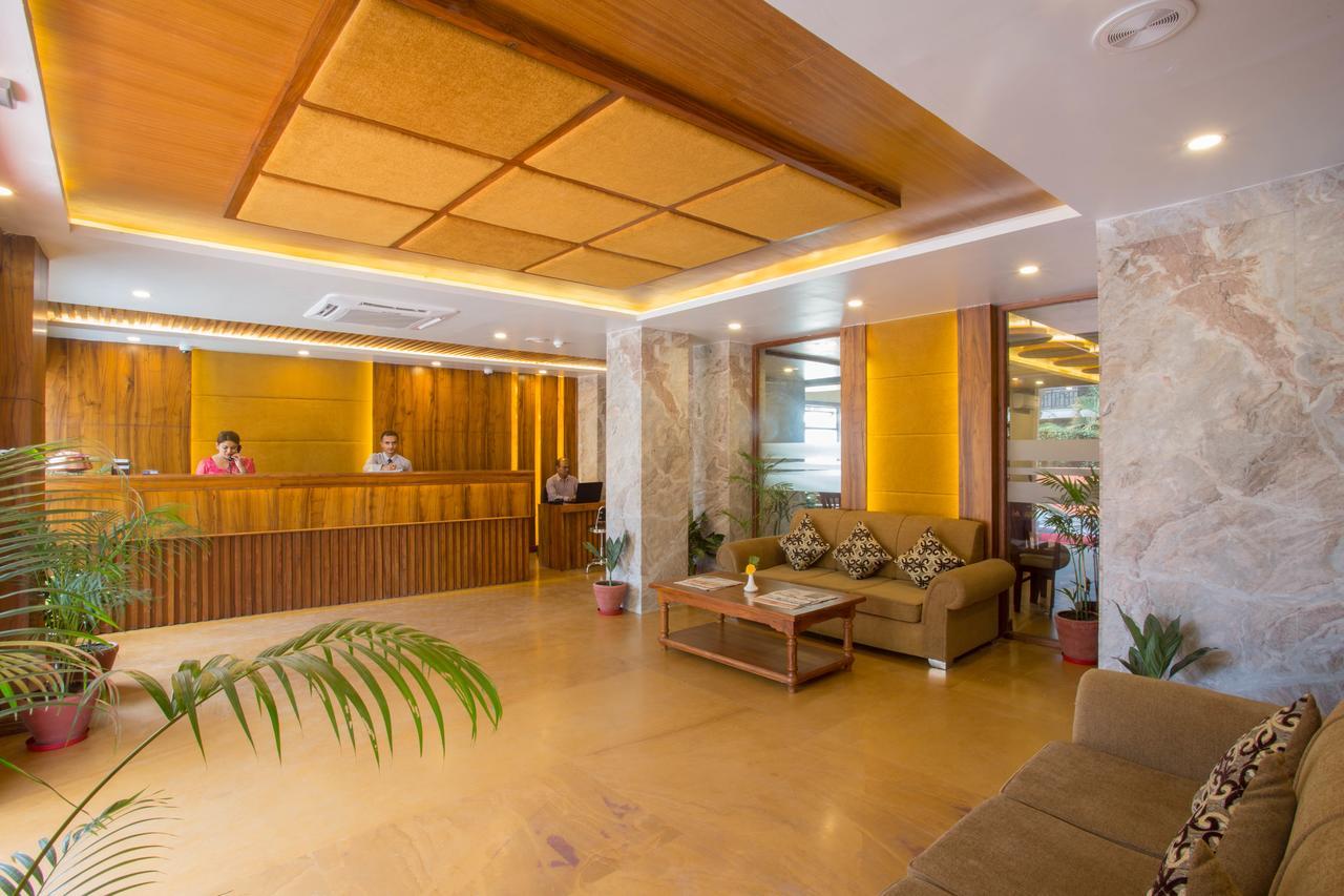 Hotel Portland Pokhara Exteriör bild